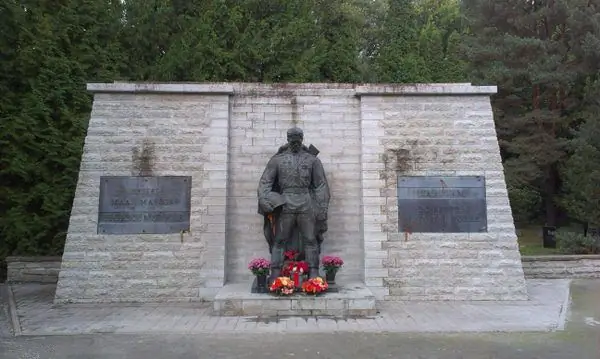 Бронзовый солдат Таллинна
