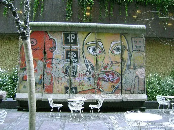 Секция Берлинской стены