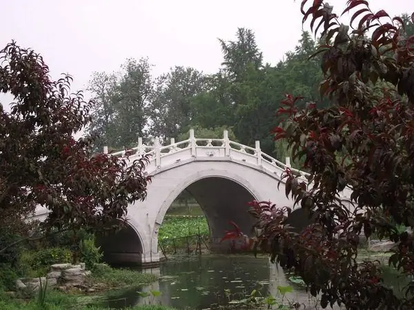 Парк озера Сюаньву