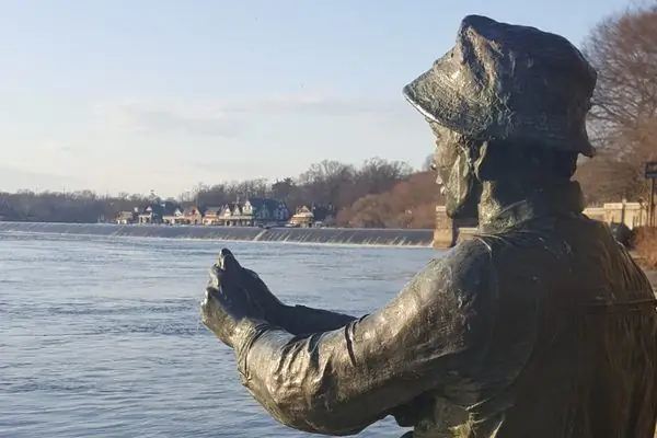 Скульптура "Праздник воды"