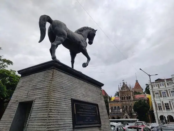 Статуя Кала Года