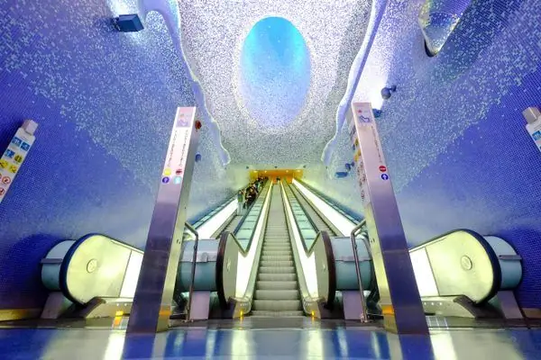 Самая красивая станция метро в Европе