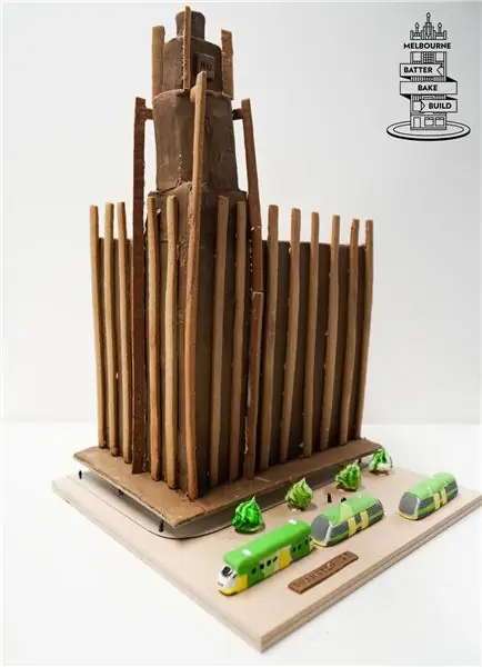 12-этажное здание и торт с почти таким же количеством вкусов