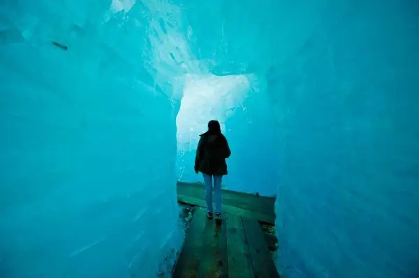 Пеленание ледников в одеяла – не самая странная идея для продления их жизни