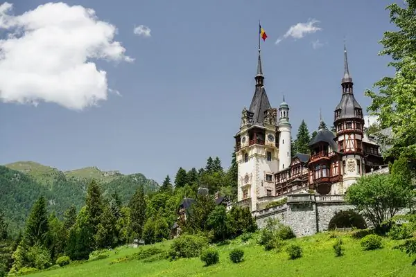 Сказочный замок из реальной жизни в Румынии