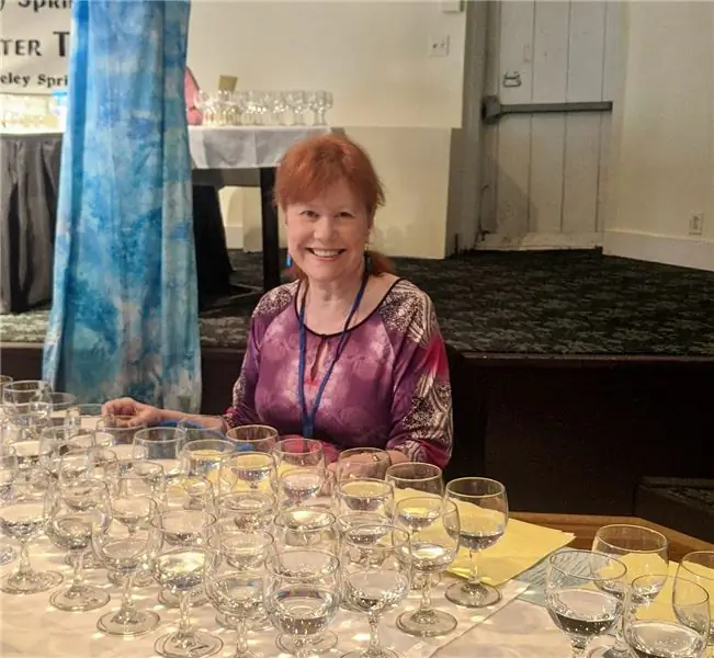 Автор готовится к дегустации