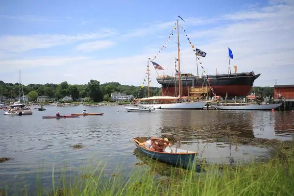 Таинственный морской порт