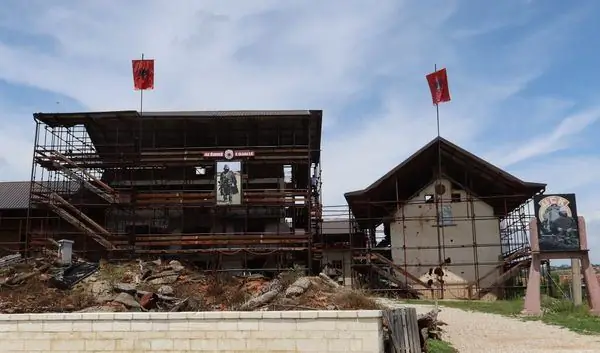 Мемориальный комплекс Адем Джашари