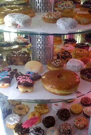 Пончик вуду и Свадебная часовня