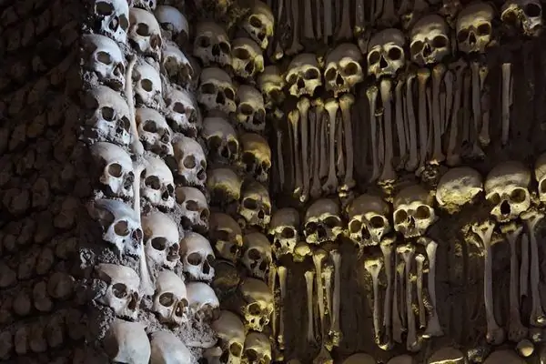 Португальская часовня костей