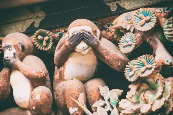 Три мудрых обезьяны святилища Тосёгу