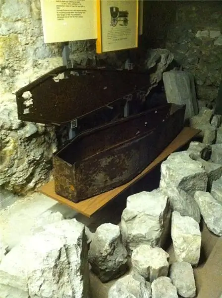 Церковь Святой Невесты & Усыпальница