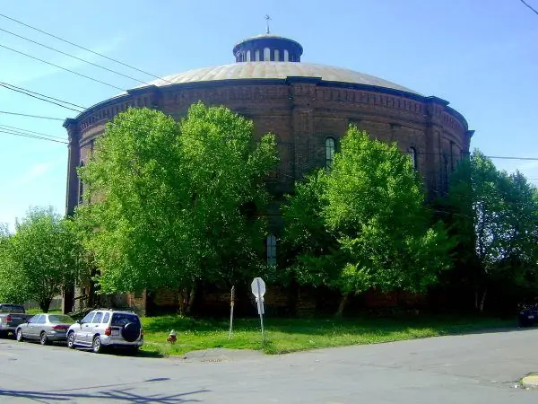 Здание Троя Газхолдера