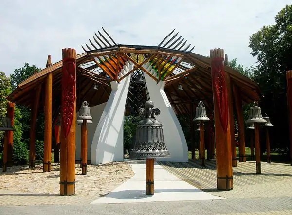 Красивый колокольный дом Харангаз в Венгрии