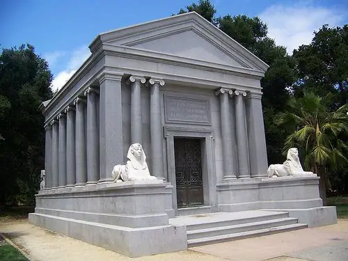 Стэнфордский мавзолей