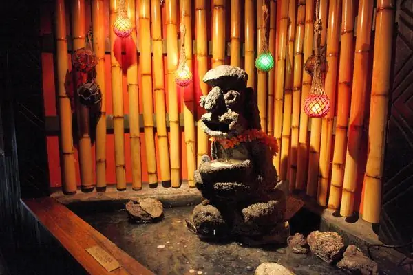 Старейший тики-бар в Лос-Анджелесе