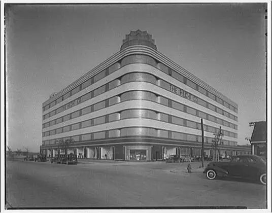 Склад компании Hecht