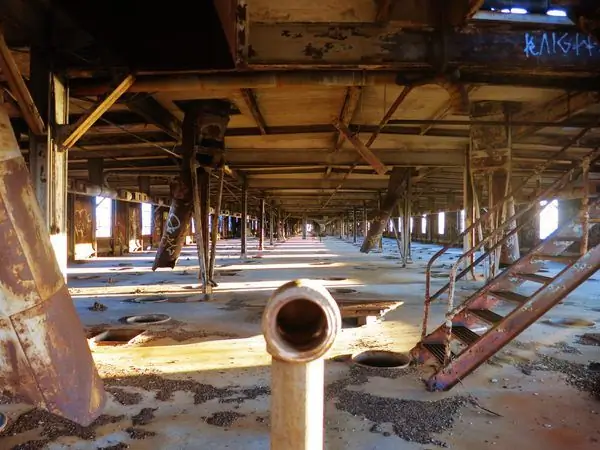 Работа внутри зернового элеватора Red Hook, провал промышленного дизайна