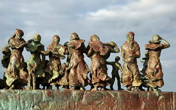 Мемориал жертвам самой страшной рыболовной катастрофы в Шотландии