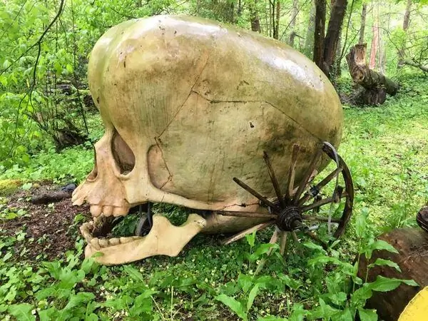 Этот дом профессионального клоуна – страна чудес искусства аутсайдеров