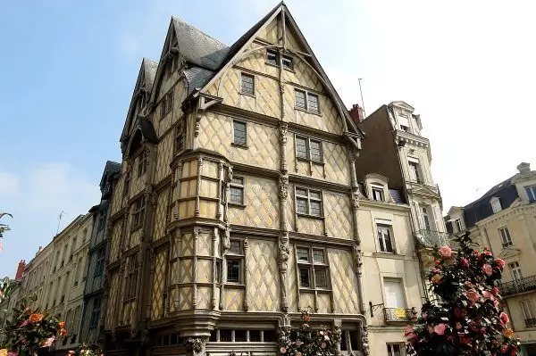 La Maison d'Adam (Дом Адама)