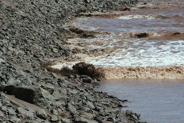 Монктон Приливная Бора