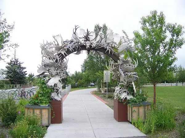 Арка рогов в Фэрбенксе