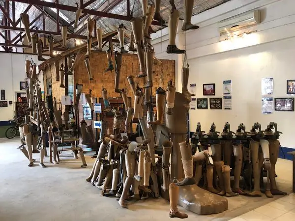 Лаосский музей COPE