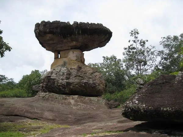 Исторический парк Пху Пхра Бат