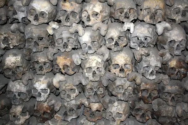 Кровавый дом Леук