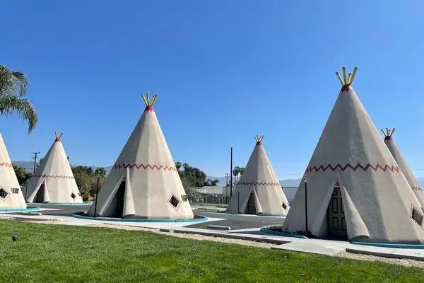 Деревня Вигвам 7