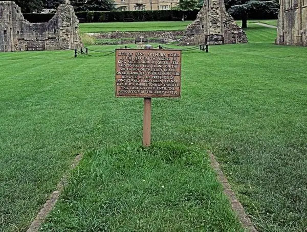 Гробница короля Артура