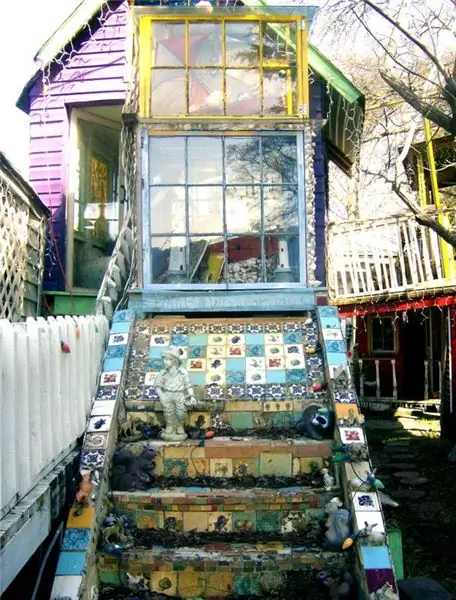 Mary's Gone Wild Народное искусство и Музей кукол