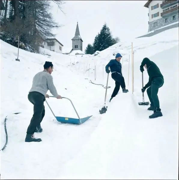 Cresta Run, показанный здесь в 1968 году, каждый год создавался заново
