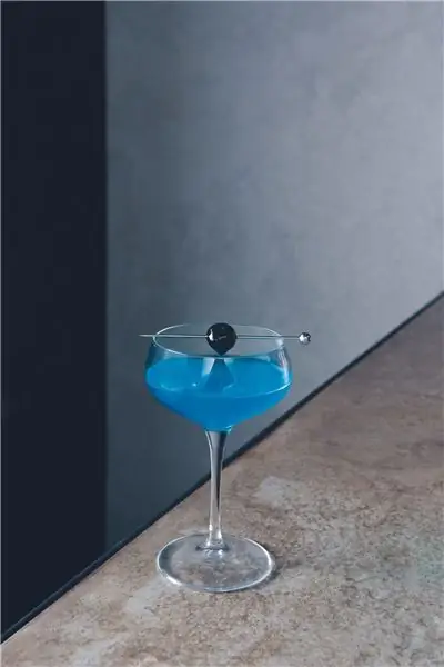 В отличие от Aviation, Blue Devil имеет лазурный цвет, а не фиолетовый