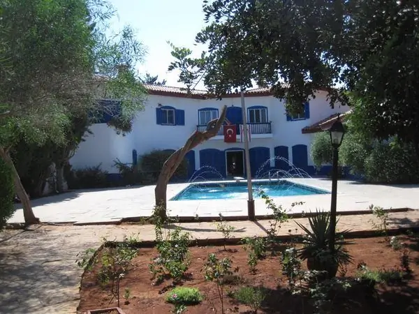 Мави Кёшк (Голубой дом)