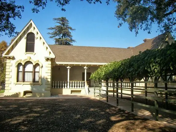 Музей семейной усадьбы рабочих и Темпл