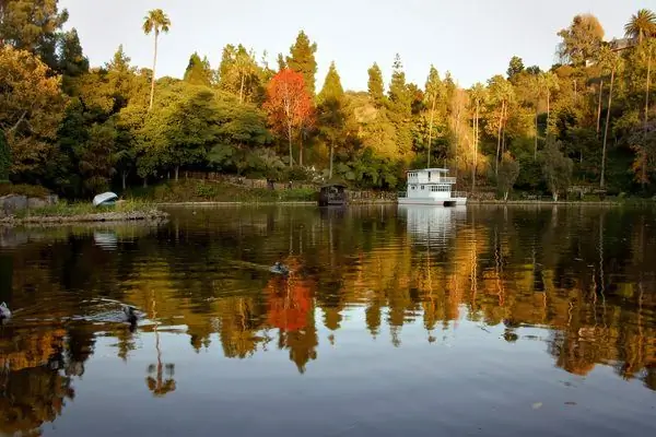 Братство самореализации Озерный храм