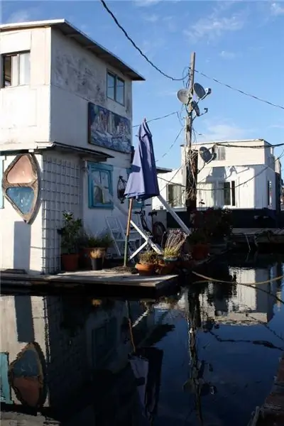 Сообщество кооперативного плавучего дома Gates