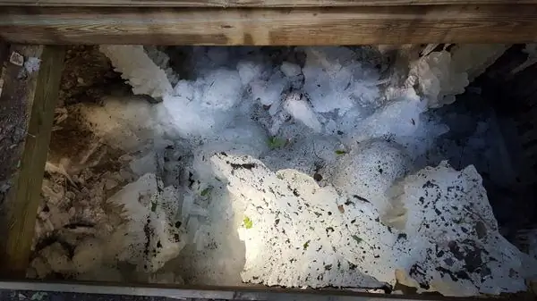 Ледяная шахта, которая тает зимой и замерзает летом