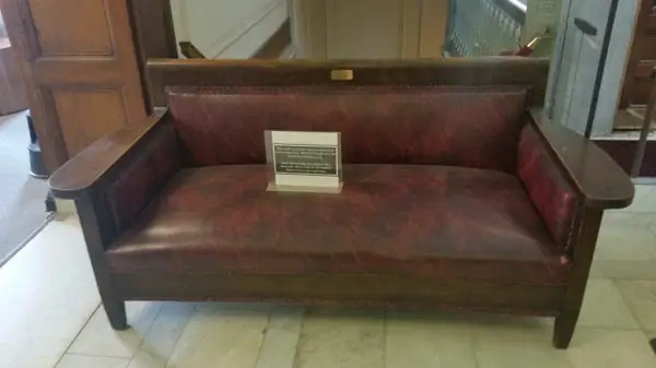 Ганнибал Хэмлин Диван Смерти