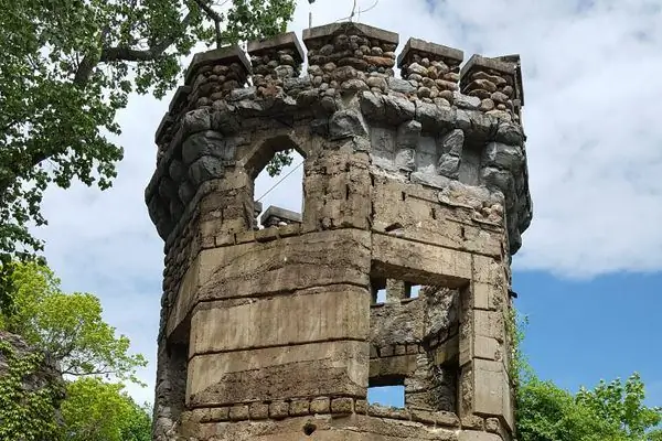 Руины замка Бэнкрофт