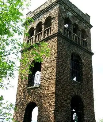 Башня места поэта