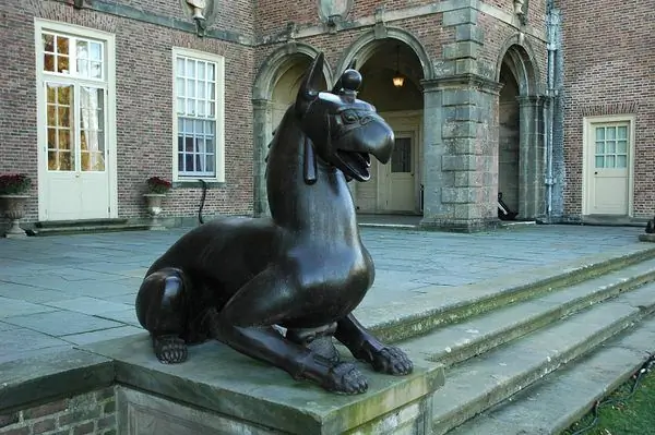 Журавлиный особняк на Замковой горе