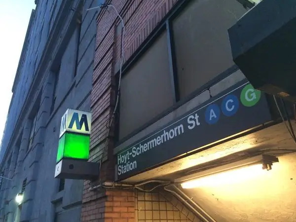 Станция метро Хойт-Шермерхорн