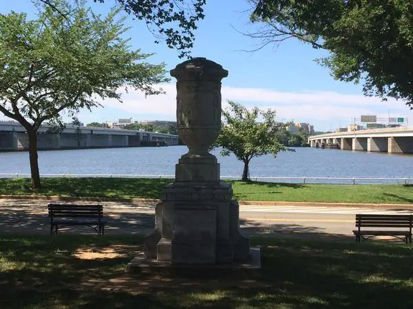 Урна кубино-американской дружбы