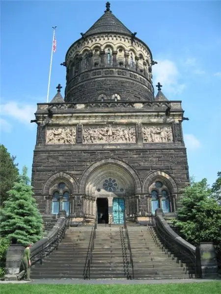 Мемориал и могила Джеймса А. Гарфилда