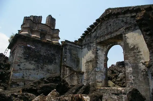 Вьехо-Сан-Хуан-Парангарикутиро