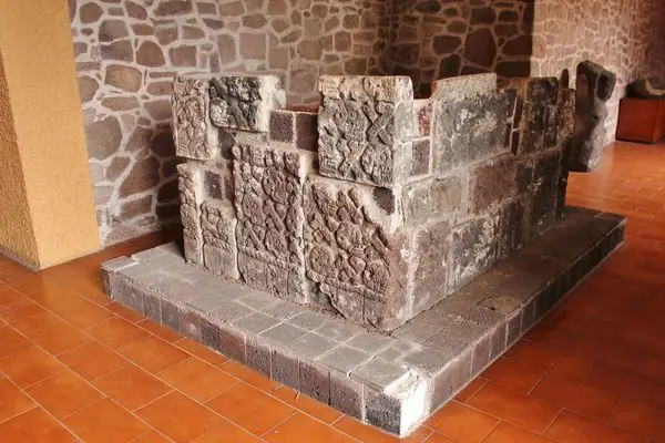 «Гробница лет» в пирамиде Тенаюка