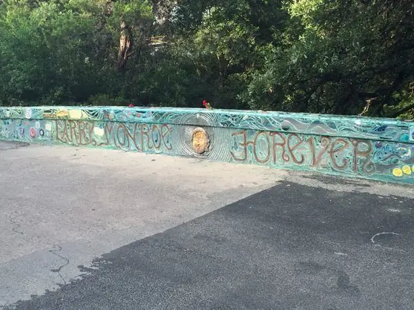 Ларри Монро Forever Bridge